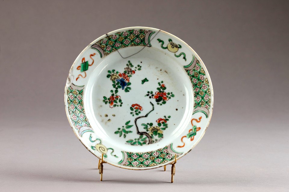 Kinesisk porslins tallrik från Kangxi (1662-1722) - Hallwylska museet - 95726