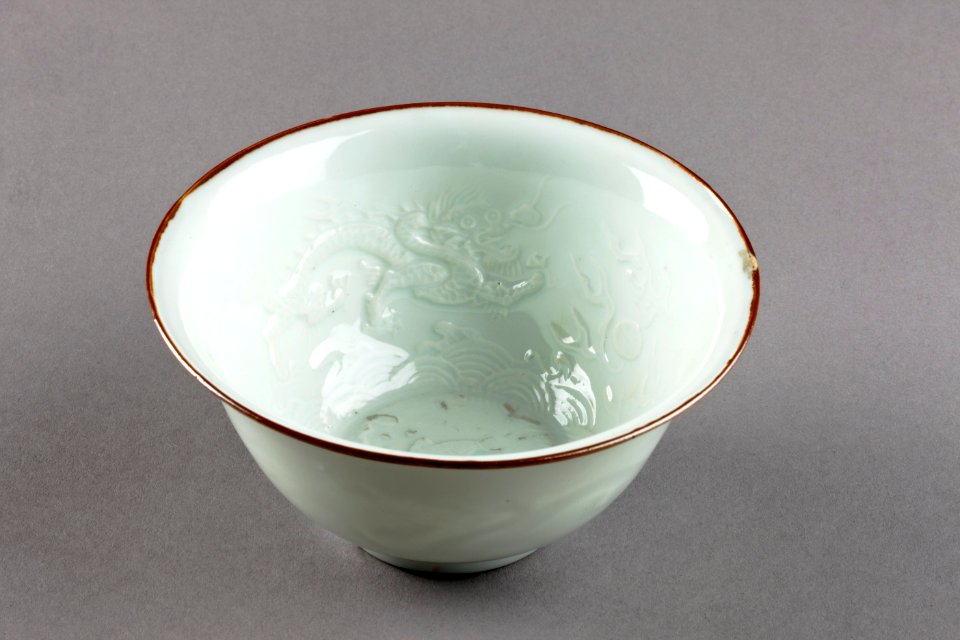 Kinesisk porslinsskål från 1700-talet - Hallwylska museet - 95528