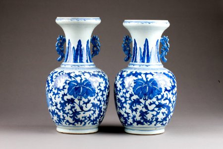 Kinesiska porslins vaser från 1800-talet, Qing-dynastin - Hallwylska museet - 95702 photo
