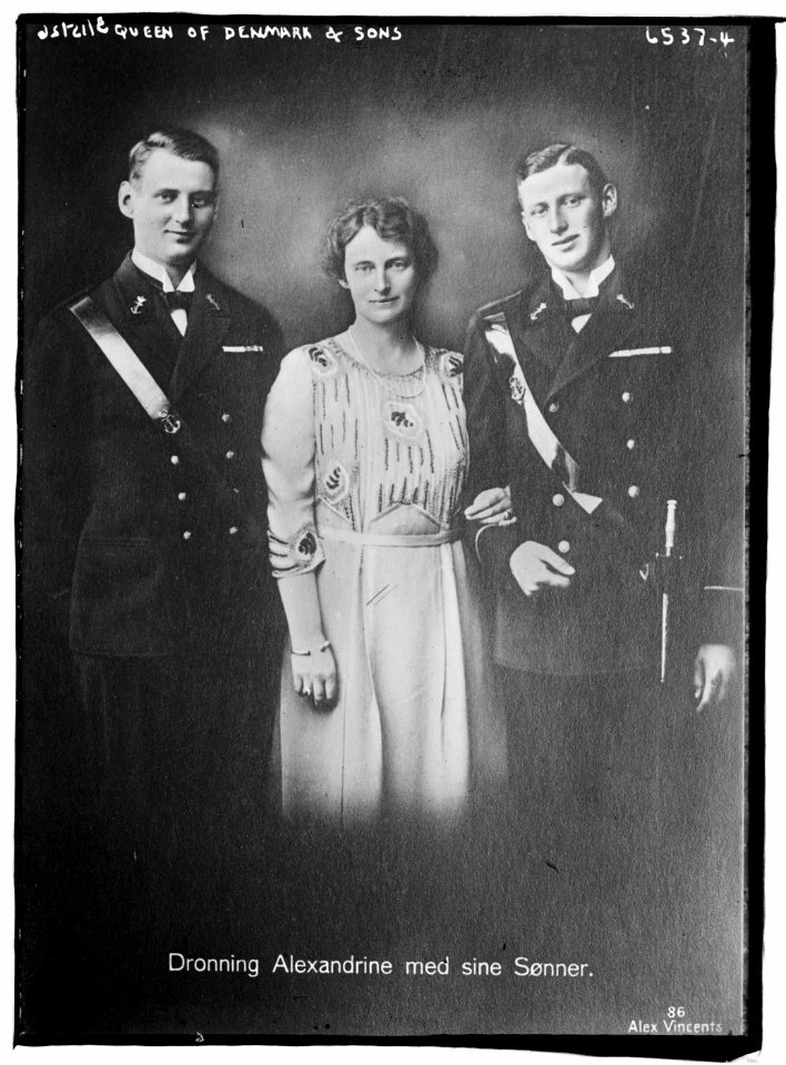 King & Queen of Denmark & sons LCCN2014719227