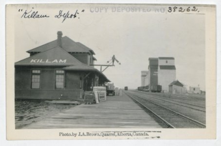 Killam Depot, Alberta (HS85-10-38262) original photo