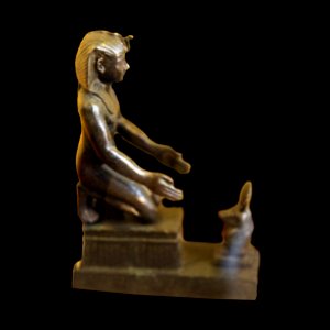 King before Thot baboon-E 2518-IMG 2194-black