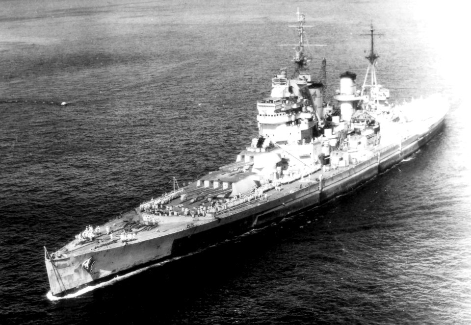 King George V class battleship 1945