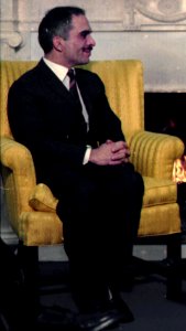 King Hussein of Jordan on 8 December 1970, Meeting in the Oval Office between Nixon and King Hussein of Jordan. - NARA - 194338 (cropped)