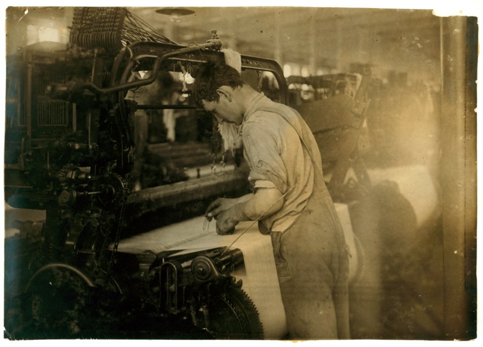 King Philip Weave Room. Drop wire boy. Gilberto Chicca, 165 King St. 16 years old. LOC nclc.03080