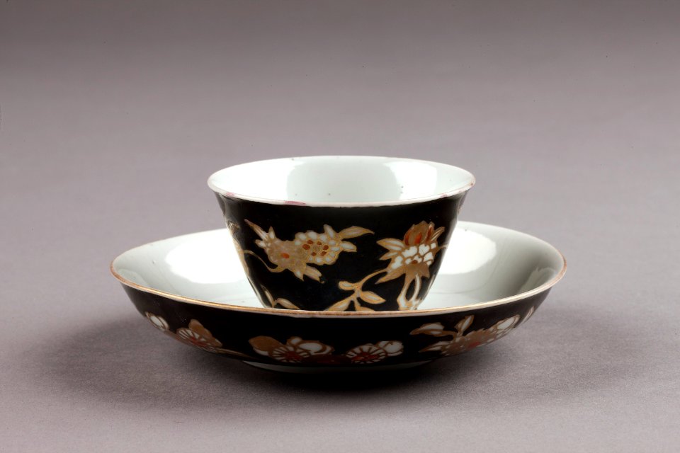 Kinesisk kopp i porslin gjord 1710-1730 - Hallwylska museet - 95741