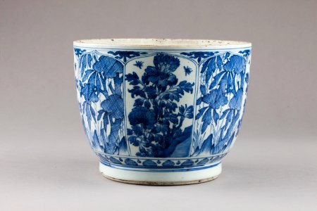 Kinesisk porslinsskål från 1662-1722 - Hallwylska museet - 95604