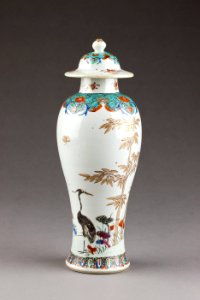 Kinesisk porslinurna från 1735-1795 - Hallwylska museet - 95868