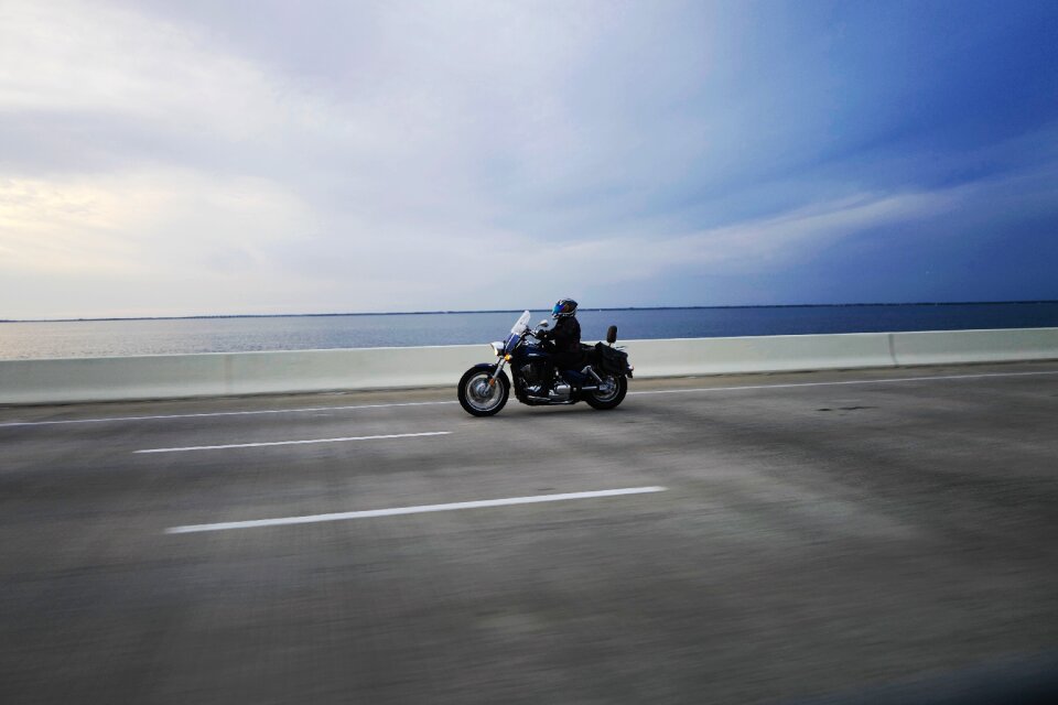 Driving motorcycle motorbike