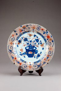 Kinesiskt porslins fat från 1735-1795 - Hallwylska museet - 95690