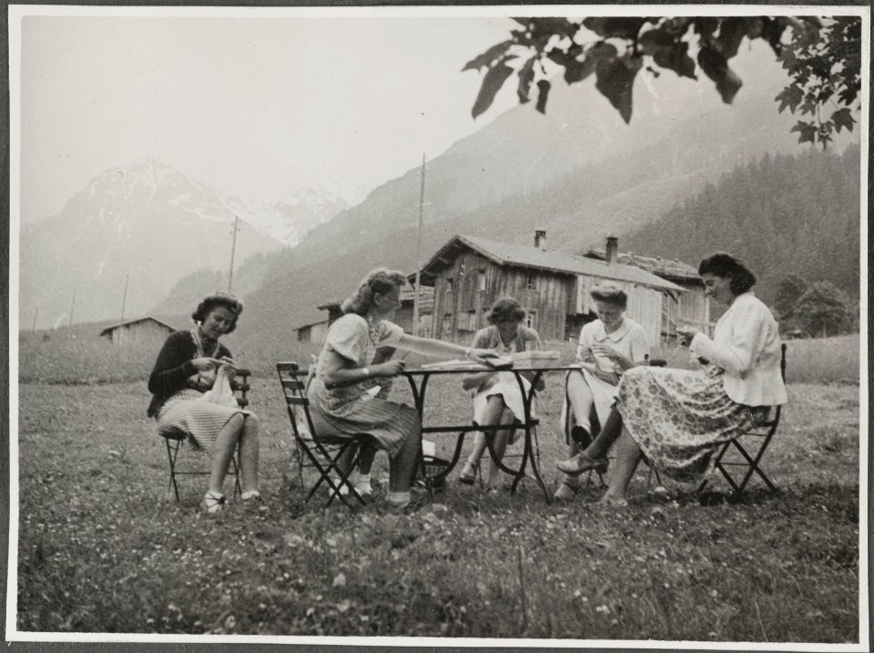 Kindergärtnerinnen Seminar Klosters Ans 15099-003-AL