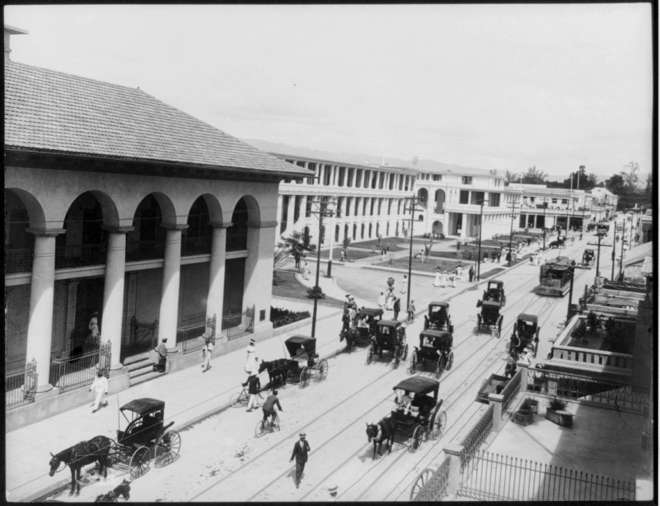 Kingston, Jamaica, and vicinity- street scene LCCN2003678372