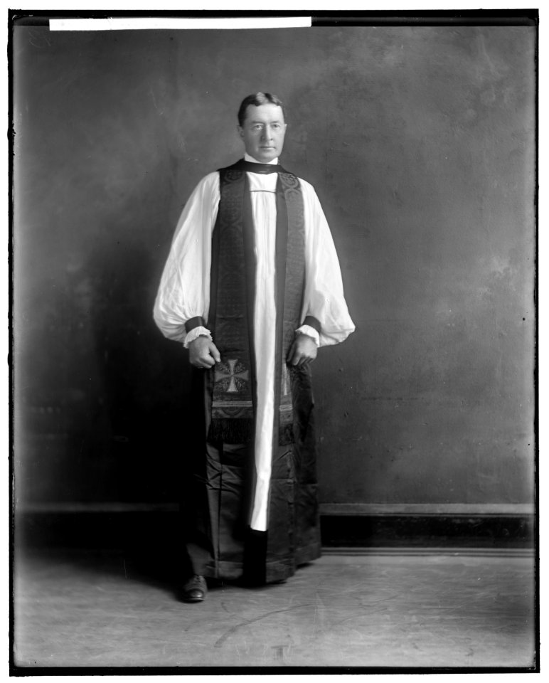KINSOLVING, LUCIEN LEE. BISHOP LCCN2016859995