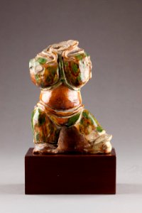 Kinesisk figur från 618-906 - Hallwylska museet - 96181