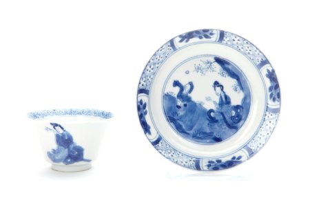 Kinesisk kopp och fat av porslin med blå underglasyrmålning, från 1662-1722 - Skoklosters slott - 93538