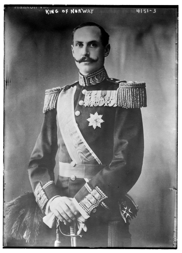 King of Norway LCCN2014704111