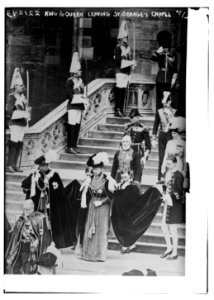 King and Queen leaving St. George's Chapel LCCN2014689314