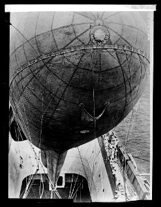 Kite balloon in Well of U.S.S. Wright LCCN2016823998