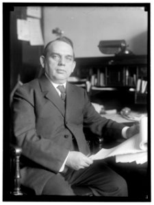 KING, EDWARD JOHN. REP. FROM ILLINOIS, 1915- LCCN2016865743