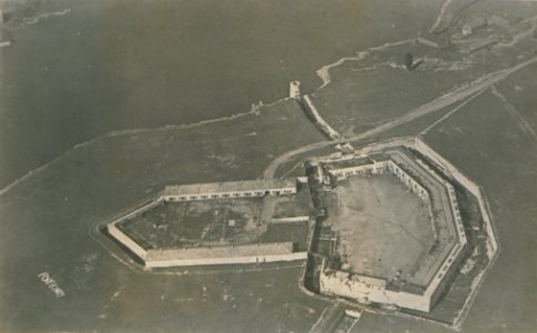 Kingston Ontario from the Air (HS85-10-36544) photo