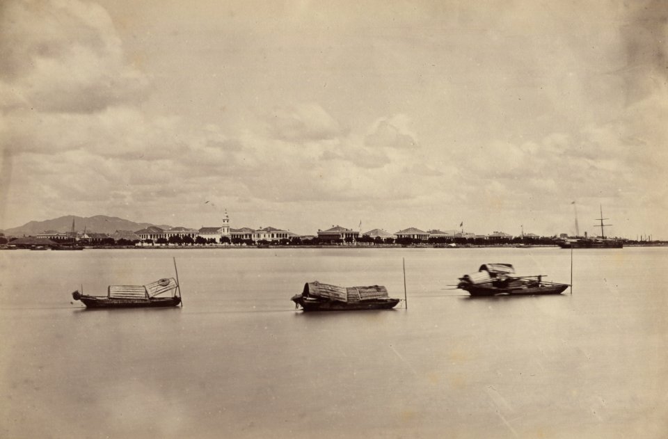 KITLV - 110090 - Port of Shamien at Canton (Guangzhou) - circa 1871