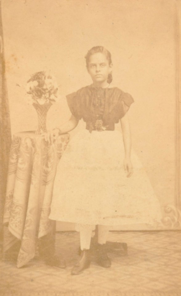 KITLV - 118374 - Anna Marie Philippina Vlier in Surinam - circa 1867