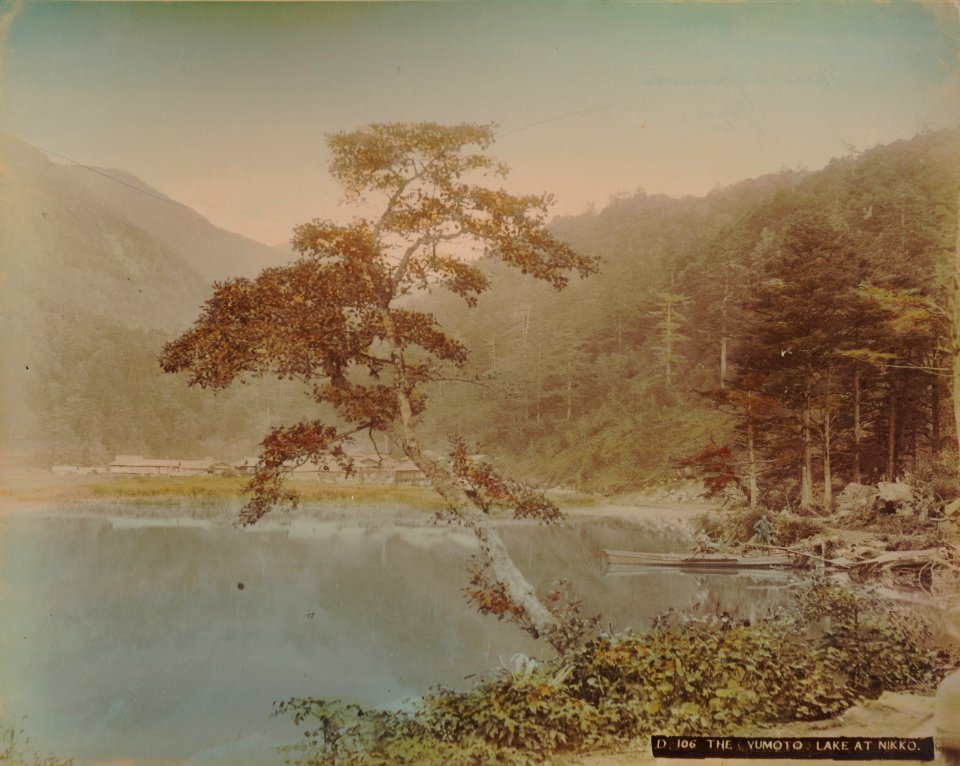 KITLV - 110644 - Kusakabe, Kimbei - Yumoto lake at Nikkō, Tochigi (日光市), Japan - circa 1890