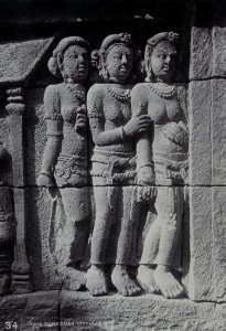 KITLV - 111747 - Kurkdjian - Soerabaia - Relief of Borobudur in Magelang - circa 1913