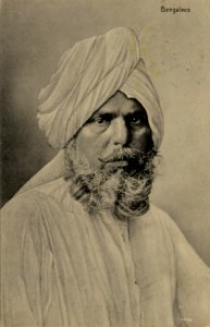 KITLV - 1401030 - Kleingrothe, C.J. - Medan - Bengali man with beard - circa 1910
