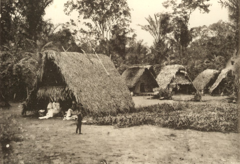 KITLV - 103956 - Koffiekamp in Surinam - circa 1900