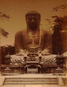 KITLV - 110621 - Kusakabe, Kimbei - Buddha statue at Daibutsu, Kamakura, Japan - circa 1890