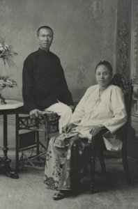 KITLV - 114256 - Kleingrothe, C.J. - Medan - Couple in Langkat - circa 1910