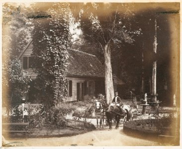 KITLV - 12674 - Stable of the Government House in Paramaribo - circa 1890
