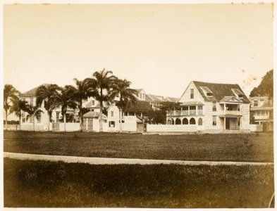 KITLV - 12679 - Government Square in Paramaribo - circa 1890