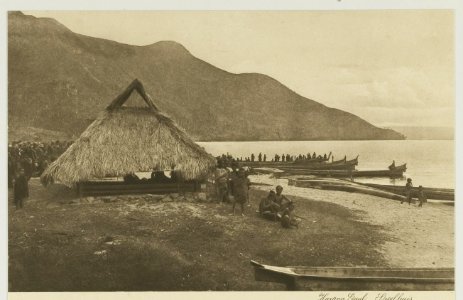 KITLV - 26901 - Kleingrothe, C.J. - Medan - Playhouse with Harang Gaul at the Toba Lake, Sumatra - circa 1900 photo