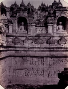 KITLV - 142949 - Kurkdjian, N.V. Photografisch Atelier - Soerabaia-Java - Buddha statue among stupas at Borobudur in Magelang - circa 1920 photo