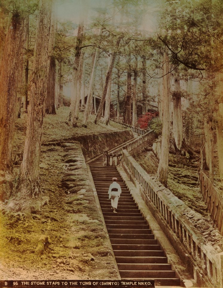 KITLV - 110627 - Kusakabe, Kimbei - Stairs to the Toshogu shrines in Nikkō, Tochigi (日光市) in Japan - circa 1890