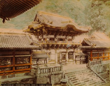 KITLV - 110631 - Kusakabe, Kimbei - Temple of Nikkō, Tochigi (日光市) in Japan - circa 1890