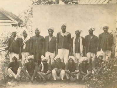 KITLV - 152050 - British-Indian men, probably in Surinam - circa 1900
