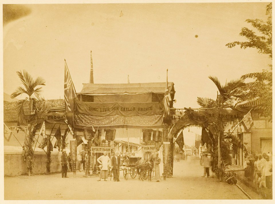 KITLV - 29169 - Chinese street in Singapore, completely decorated on the occasion of the visit of Prince Albert of Saxe-Coburg - Gotha, husband of Queen Victoria - 1860