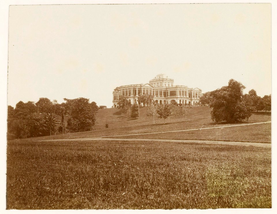 KITLV - 29183 - Government Building in Singapore - 1900