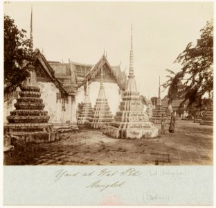 KITLV - 29193 - Lambert & Co., G.R. - Singapore - Temple Square of Wat Poh Bangkok - circa 1897 photo
