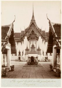 KITLV - 29197 - Lambert & Co., G.R. - Singapore - The royal temple Wat Pra Keo in the Grand Palace in Bangkok - circa 1897 photo