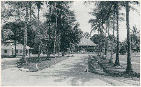 KITLV - 12640 - Kleingrothe, C.J. - Medan - Administrator's house of the plantation Klambir-Lima, Deli - 1903