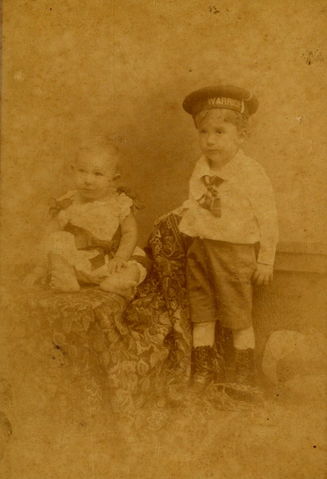 KITLV - 181500 - Lambert & Co, G.R. - Singapore-Deli - Studio portrait of two European children at Singapore or Deli - circa 1890