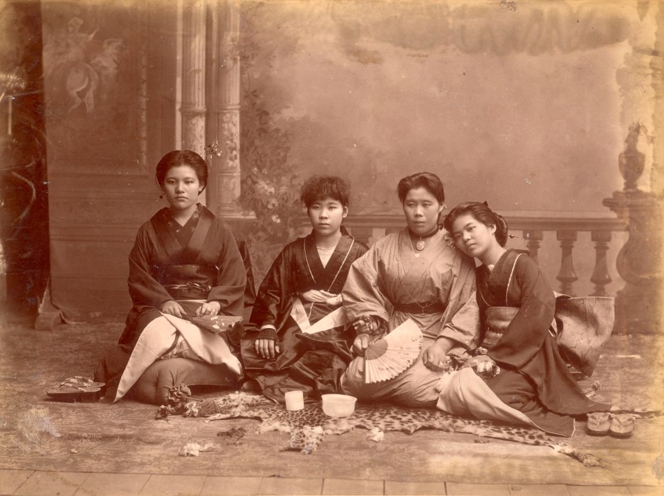 KITLV - 377463 - Japanese women in Singapore - circa 1890
