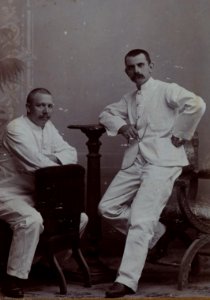 KITLV - 154399 - Kleingrothe, C.J. - Medan & Tandjong Poera - O.K. v. Sumatra - D. Rens (right) and J.W. Rens, presumably at Medan, Sumatra - circa 1895