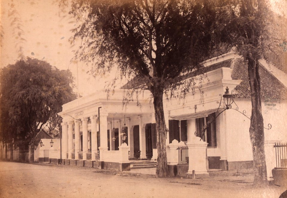 KITLV - 155215 - Buwalda, K. - Soerabaija - Concordia club in Surabaya - 1865