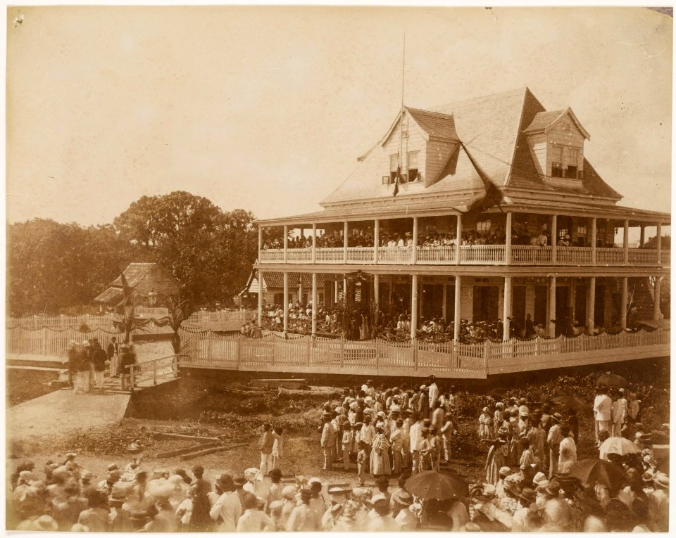 KITLV - 39038 - Muller, Julius Eduard - Paramaribo - The official opening of the Chinese club Kong Ngie Tong Sang (Association for the promotion and spreading of virtue among the Chinese) at the Steenbakkersgracht, Paramaribo - 1885-02
