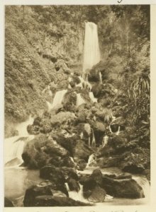 KITLV - 26908 - Kleingrothe, C.J. - Medan - Petani waterfall at Bandar Baru, East Coast of Sumatra - circa 1905